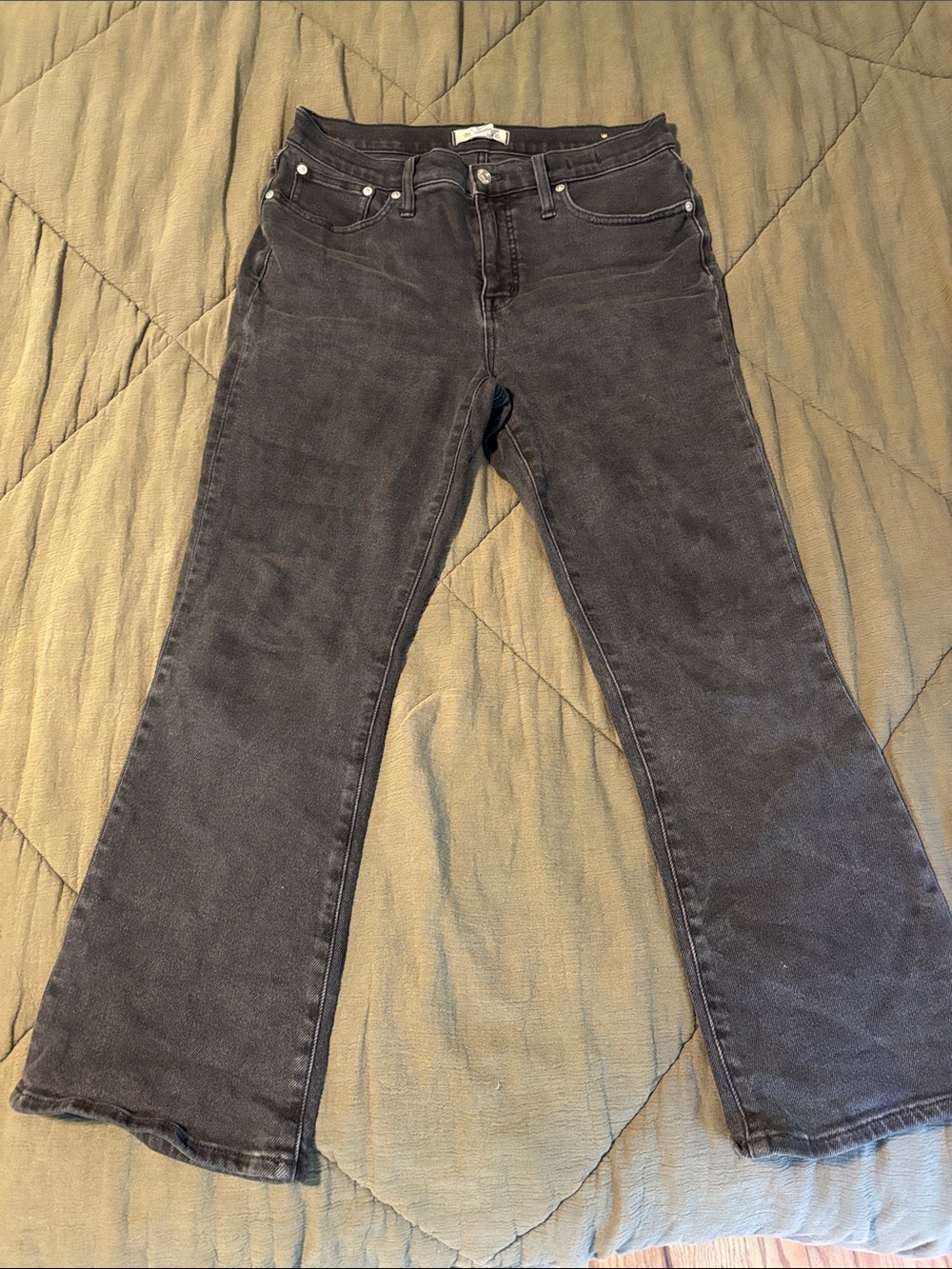 Madewell Women's Black Faded Bootcut Jeans - Mid-Rise Kick Out - Size 29